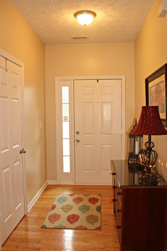 313 Hickory Road Jackson, GA 30233 - Photo 2 of 17 a view of an empty room