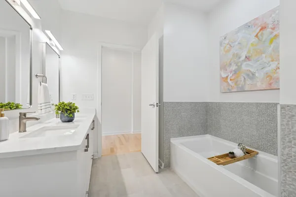 $499,900 | 3104 West Lake Street, Unit 412, Minneapolis, MN 55416