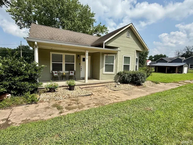 $199,900 | 508 North Main Street, Patoka, IN 47666