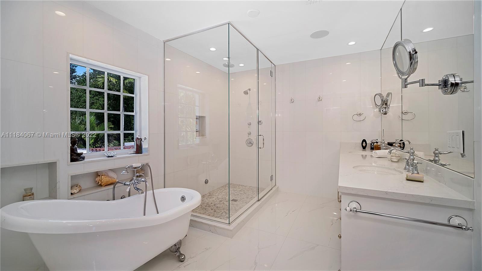 1136 Alhambra Circle Coral Gables, FL 33134 - Photo 33 of 67