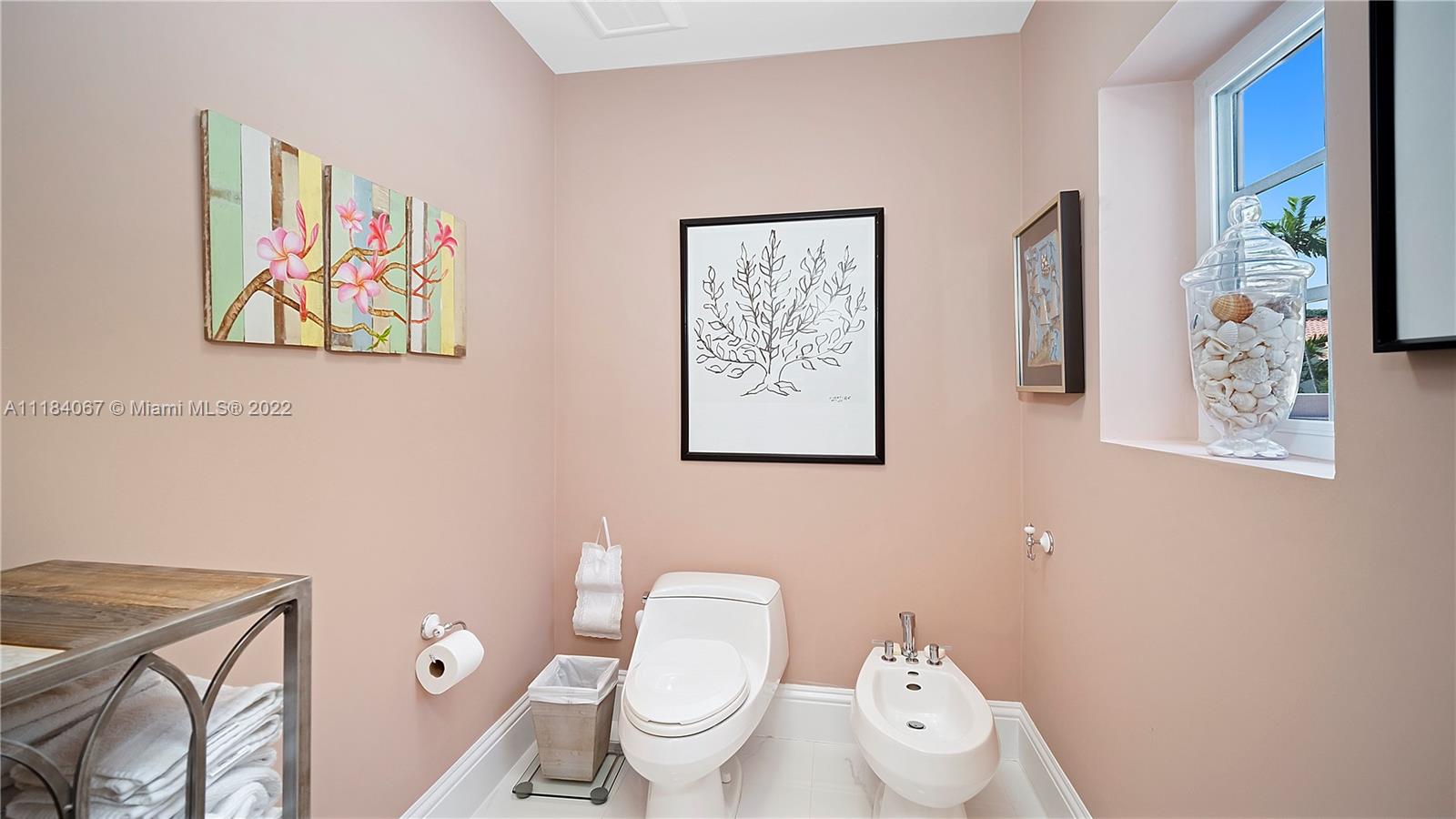 1136 Alhambra Circle Coral Gables, FL 33134 - Photo 35 of 67