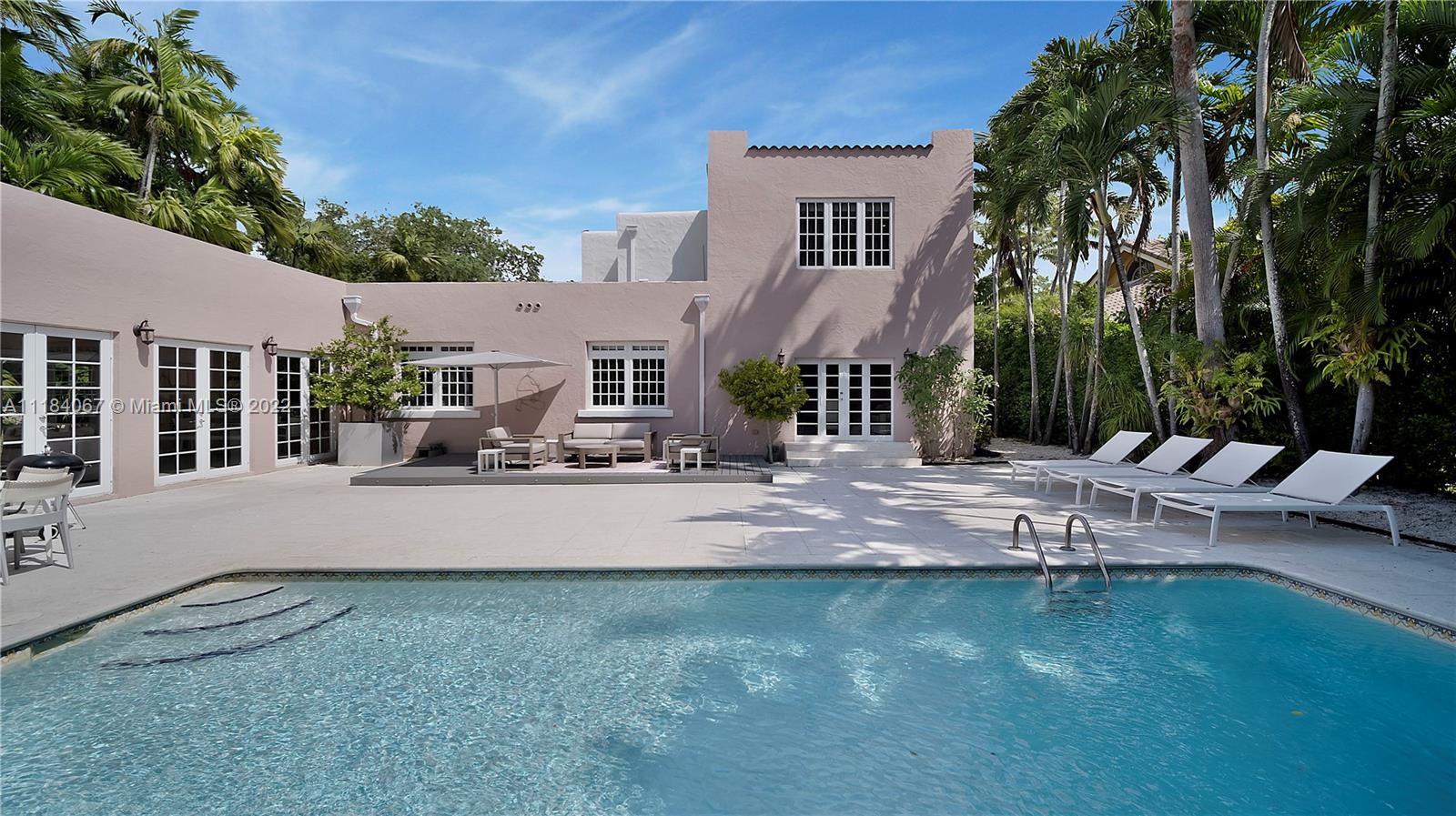 1136 Alhambra Circle Coral Gables, FL 33134 - Photo 6 of 67