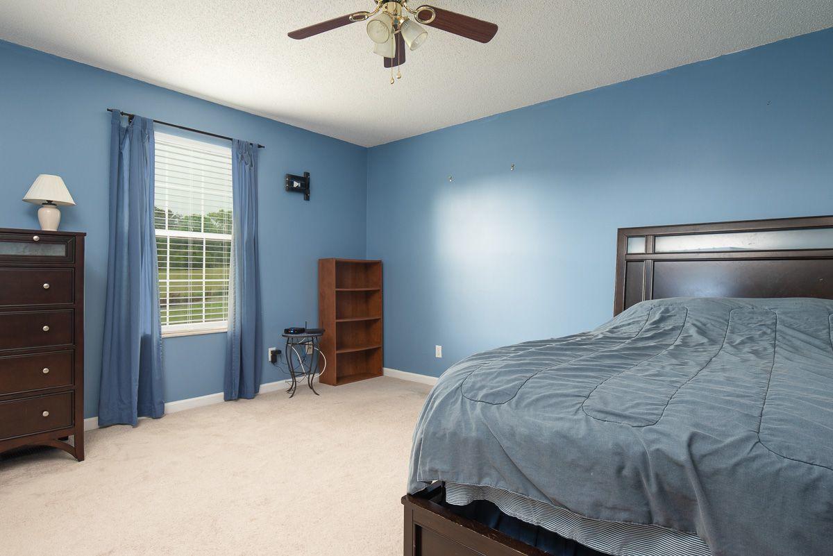 3940 Miser Station Road Louisville, TN 37777 - Photo 11 of 17 Guest Bedroom