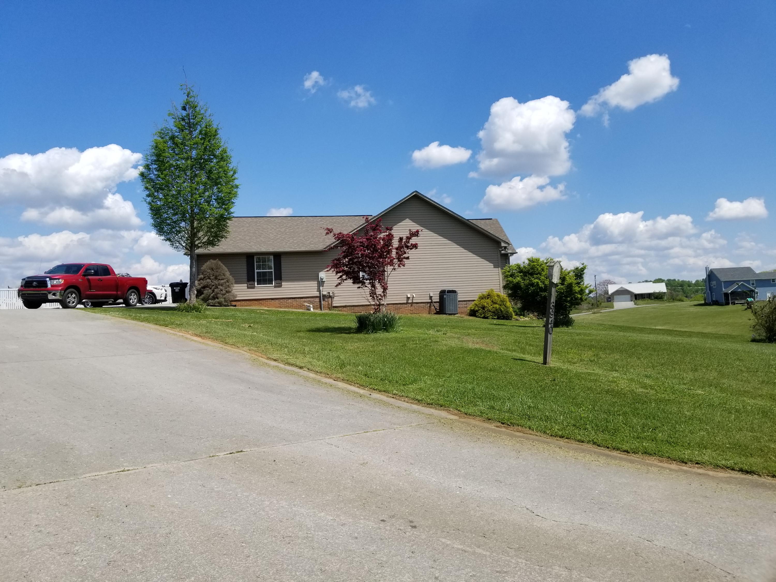 3940 Miser Station Road Louisville, TN 37777 - Photo 16 of 17 Driveway