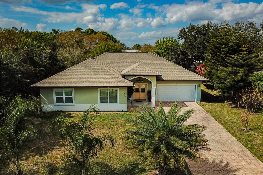 922 Clearmont Street Sebastian, FL 32958 - Photo 1 of 34