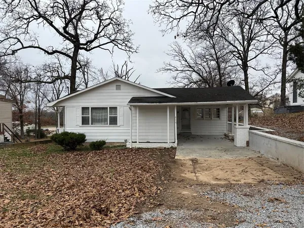 $127,000 | 816 Kendall Drive, Poplar Bluff, MO 63901