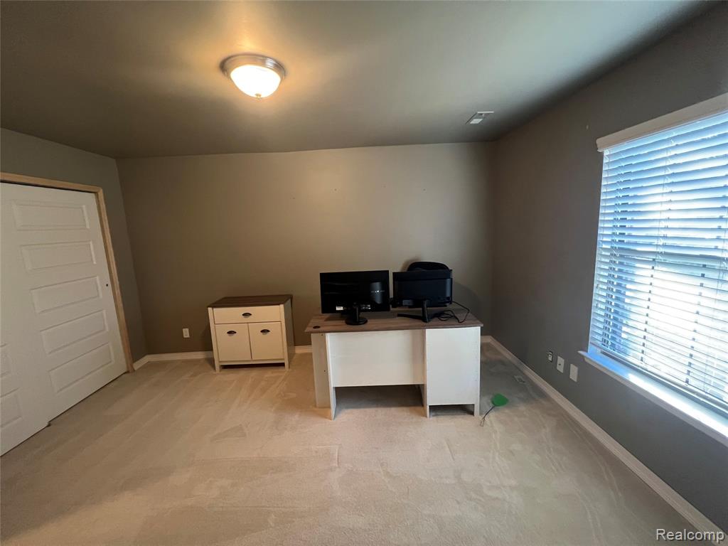 29726 Pine Ridge Circle Farmington, MI 48331 - Photo 15 of 25
