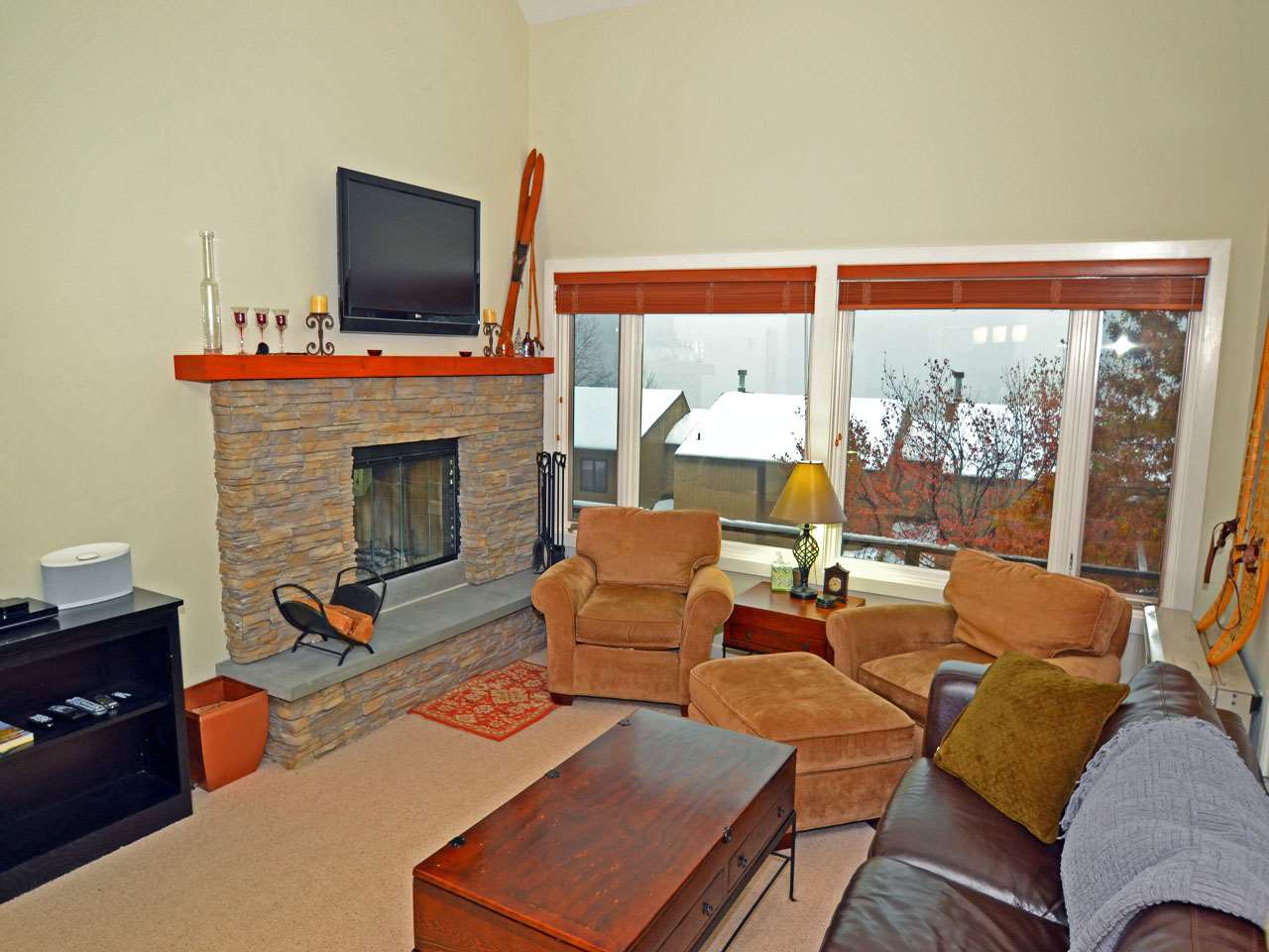 39 Upper Summit Road, Unit 39 Warren, VT 05674 - Photo 3 of 20 Gallery Image 3
