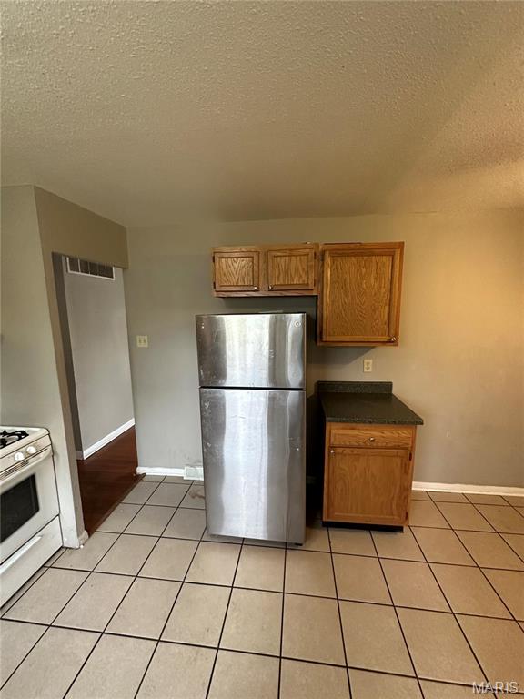 1005 Edgehill Drive Ferguson, MO 63135 - Photo 12 of 16