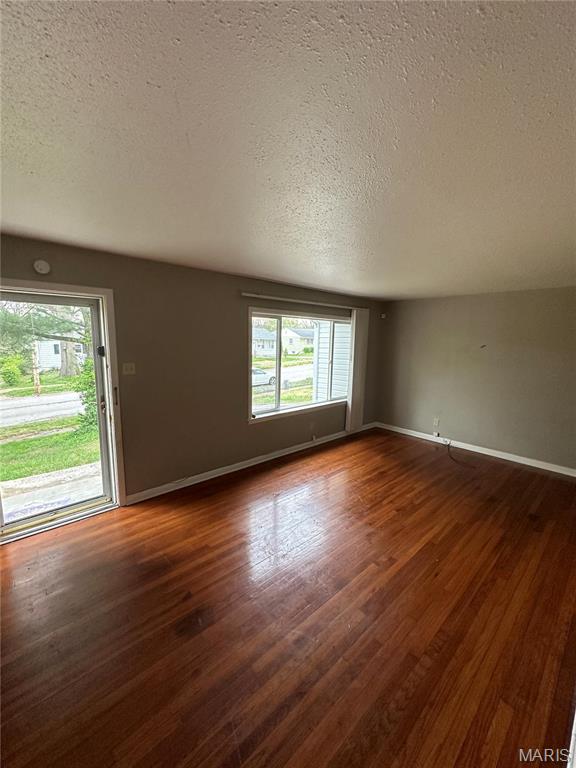 1005 Edgehill Drive Ferguson, MO 63135 - Photo 2 of 16