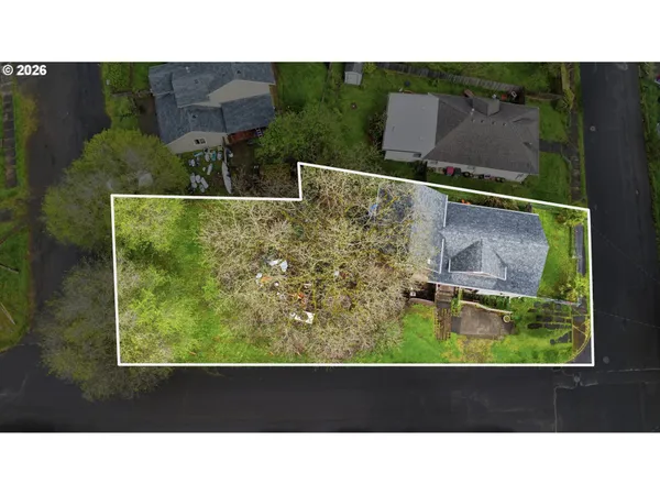 $319,000 | 510 Churchman Street, Willamina, OR 97396
