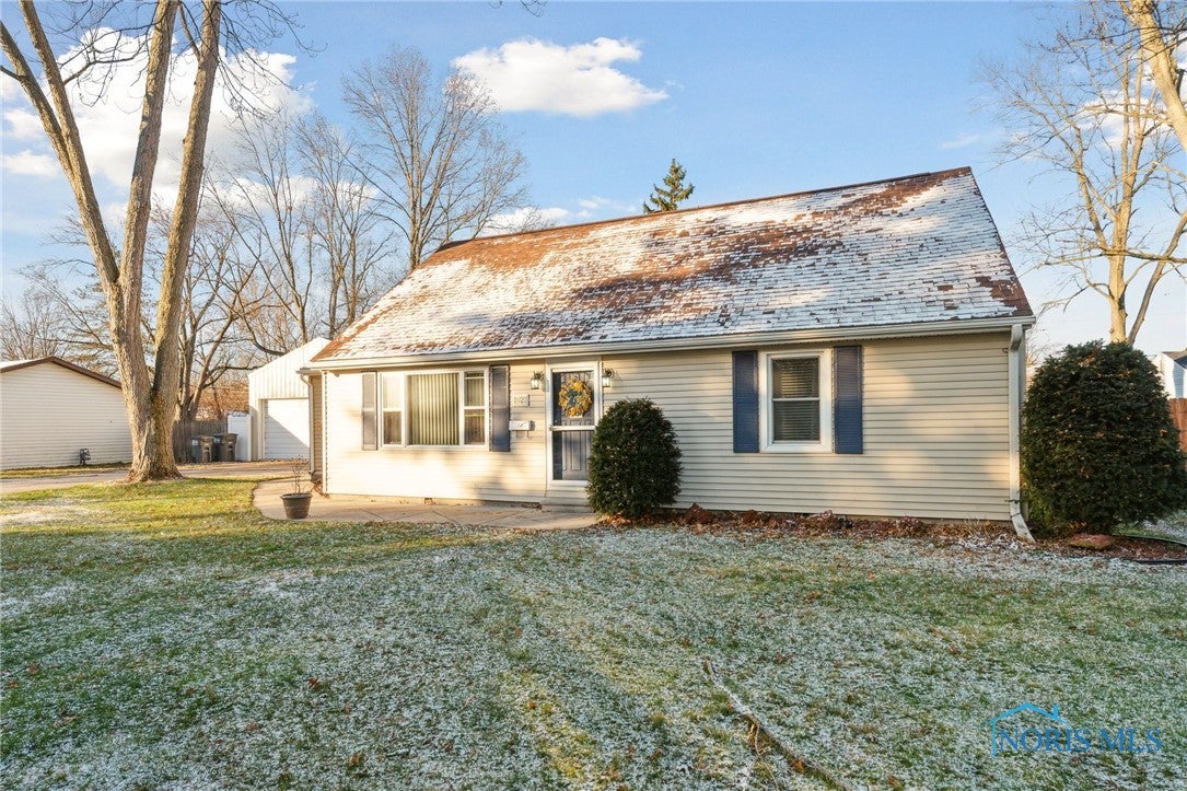 1021 Rochelle Road Toledo, OH 43615 - Photo 4 of 47 Gallery Image 4