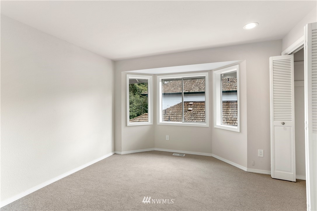 4615 Southwest 329th Way Federal Way, WA 98023 - Photo 17 of 25 Gallery Image 17