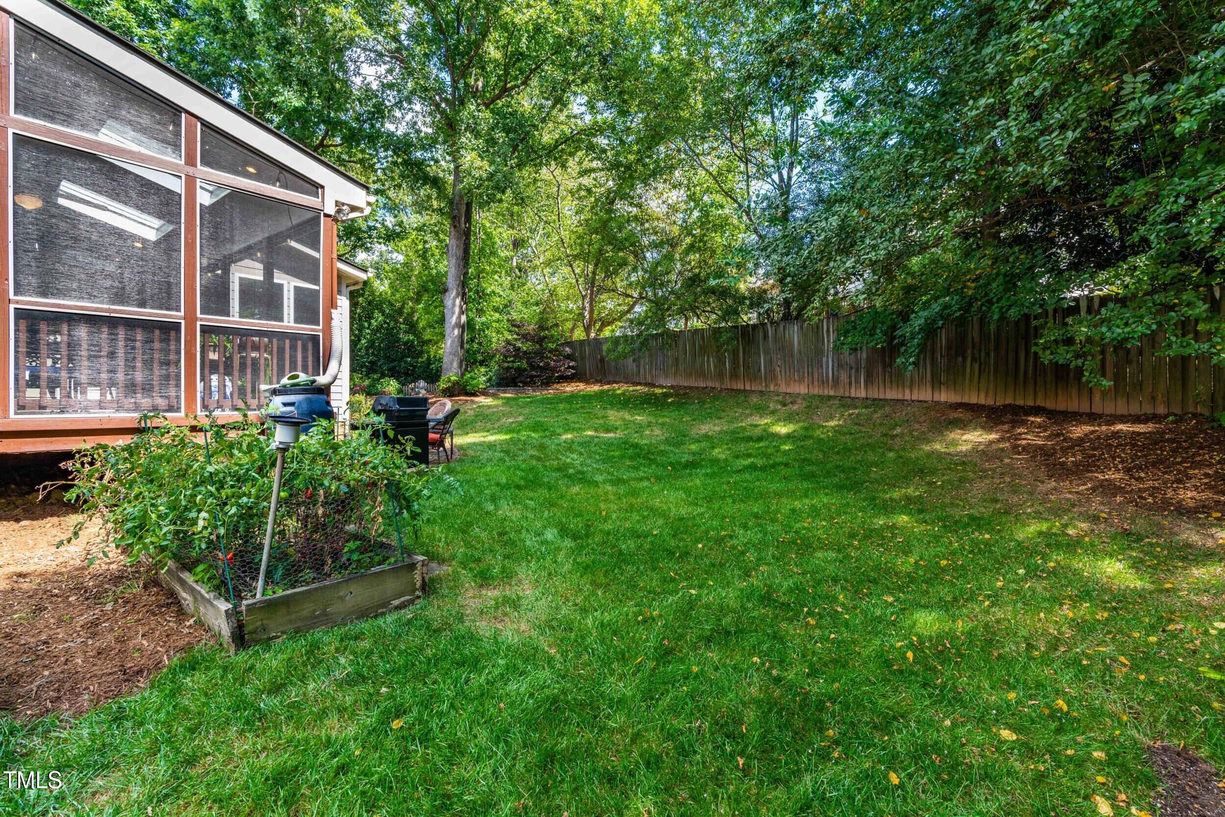 9404 Floral Ridge Court Raleigh, NC 27613 - Photo 49 of 60 Garden