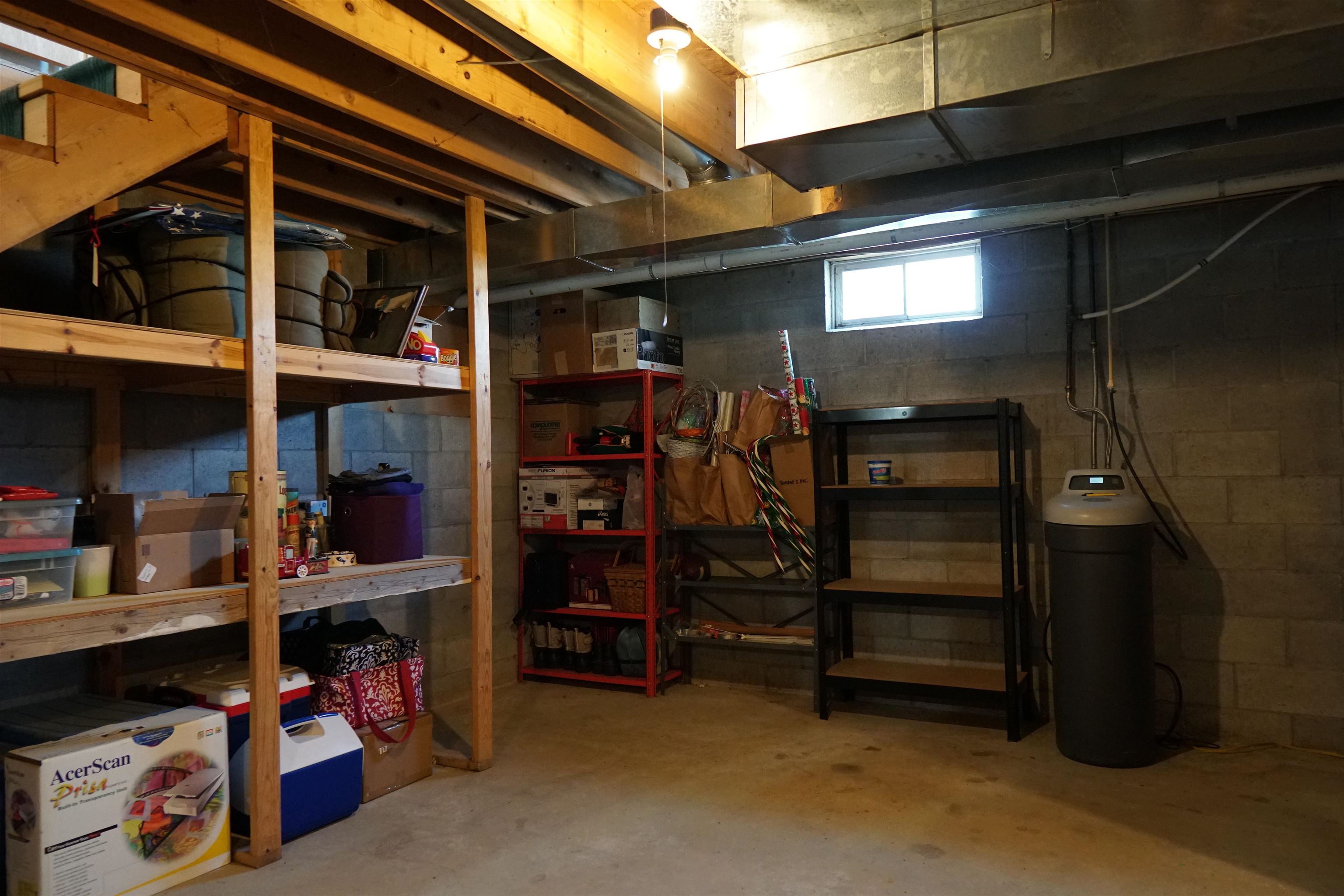 1095 East Walton Road Mount Pleasant, MI 48858 - Photo 15 of 29 1899571-14.JPG