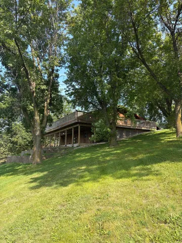$309,900 | 4075 County Road 15, Montevideo, MN 56265
