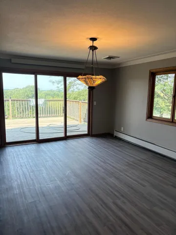 $309,900 | 4075 County Road 15, Montevideo, MN 56265