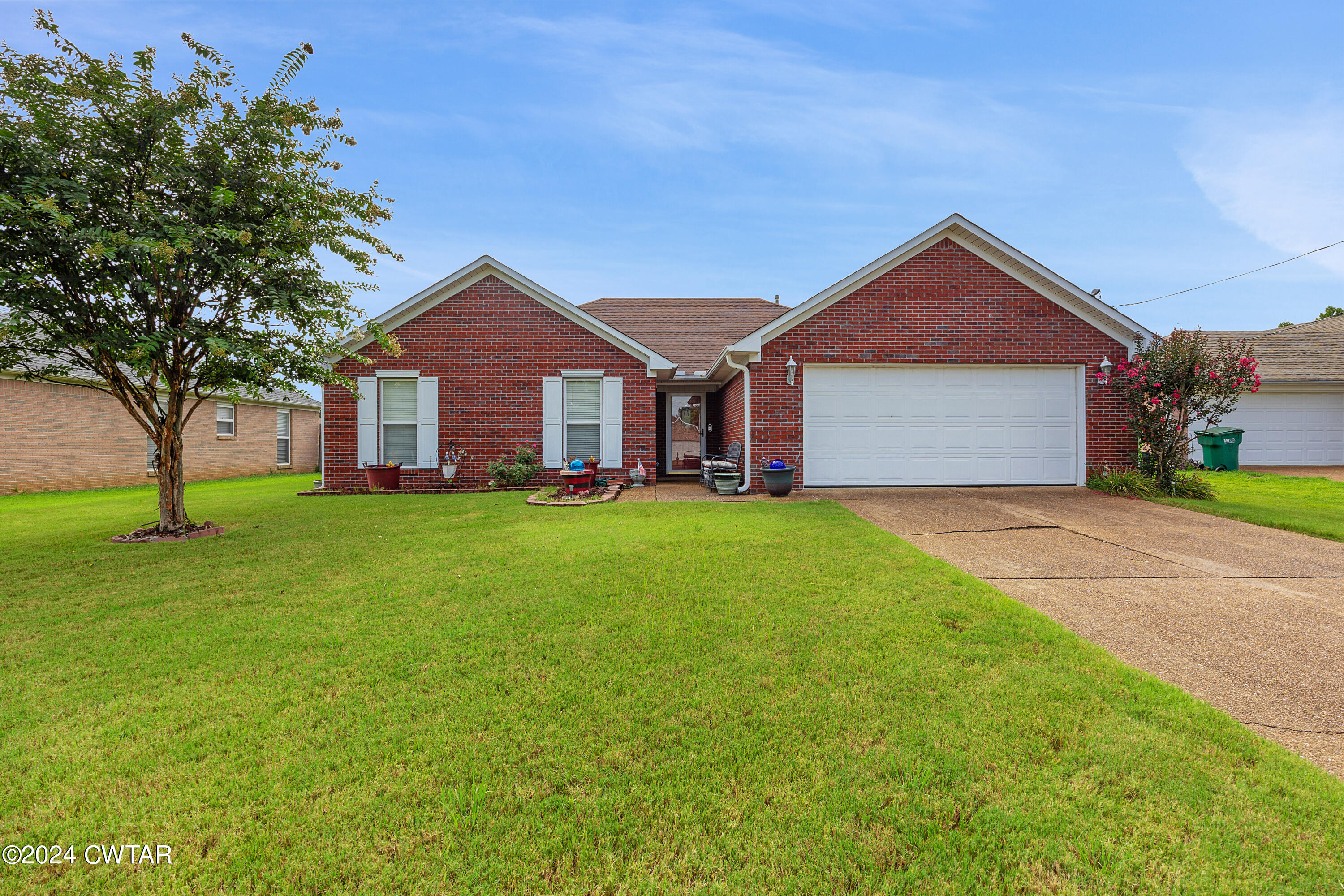25 Roxbury Drive Jackson, TN 38305 - Photo 1 of 15 DG2A5638