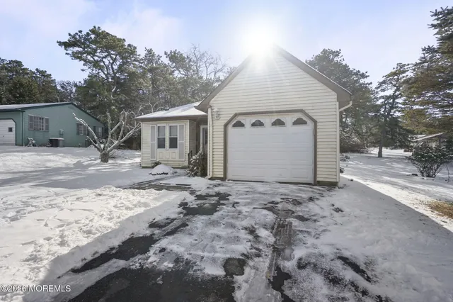 $2,000 | 28 Milford Avenue, Unit 52, Whiting, NJ 08759