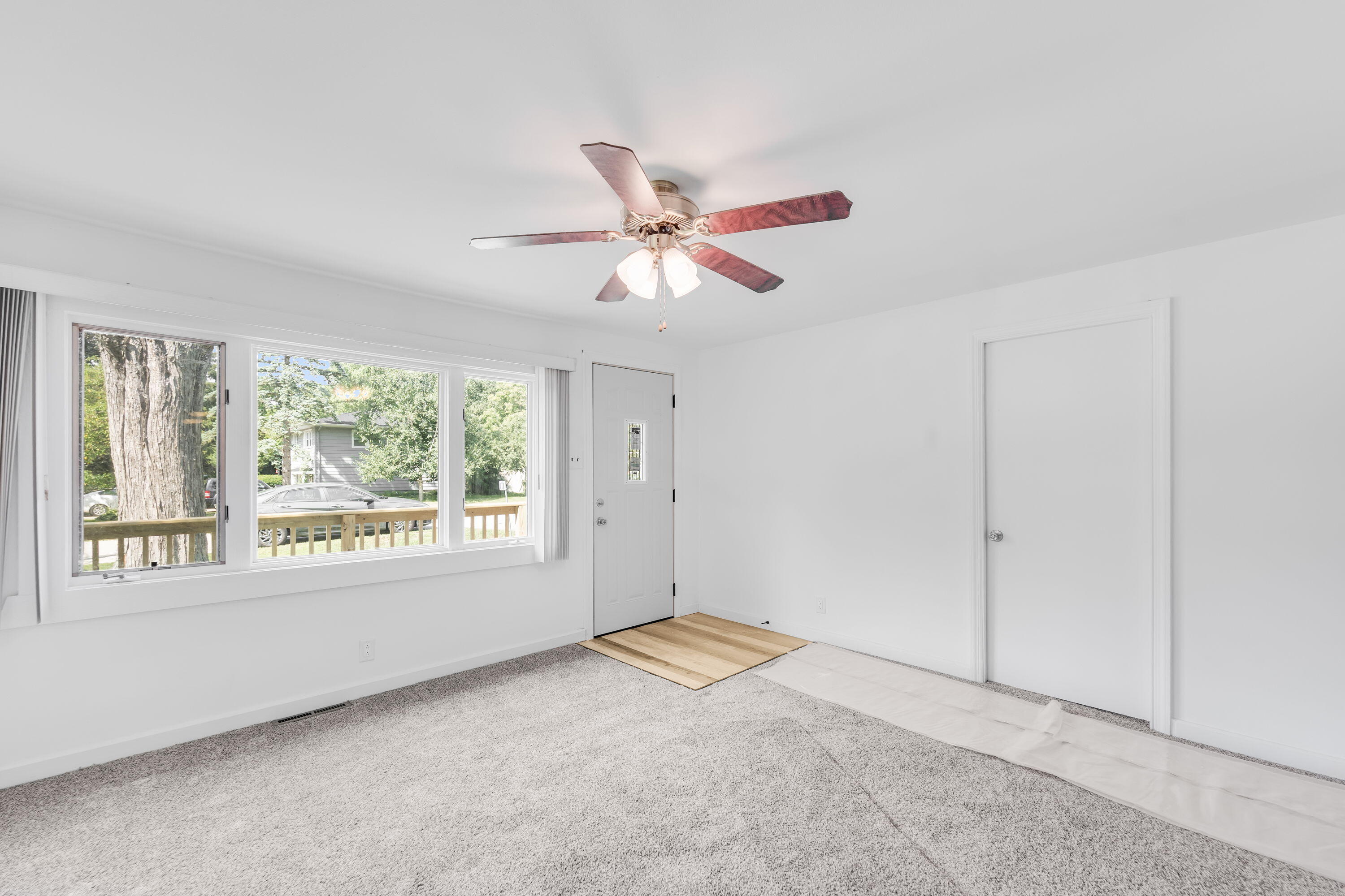 801 Vincent Road Twin Lakes, WI 53181 - Photo 9 of 27 13_DanielGarciaDSC03686