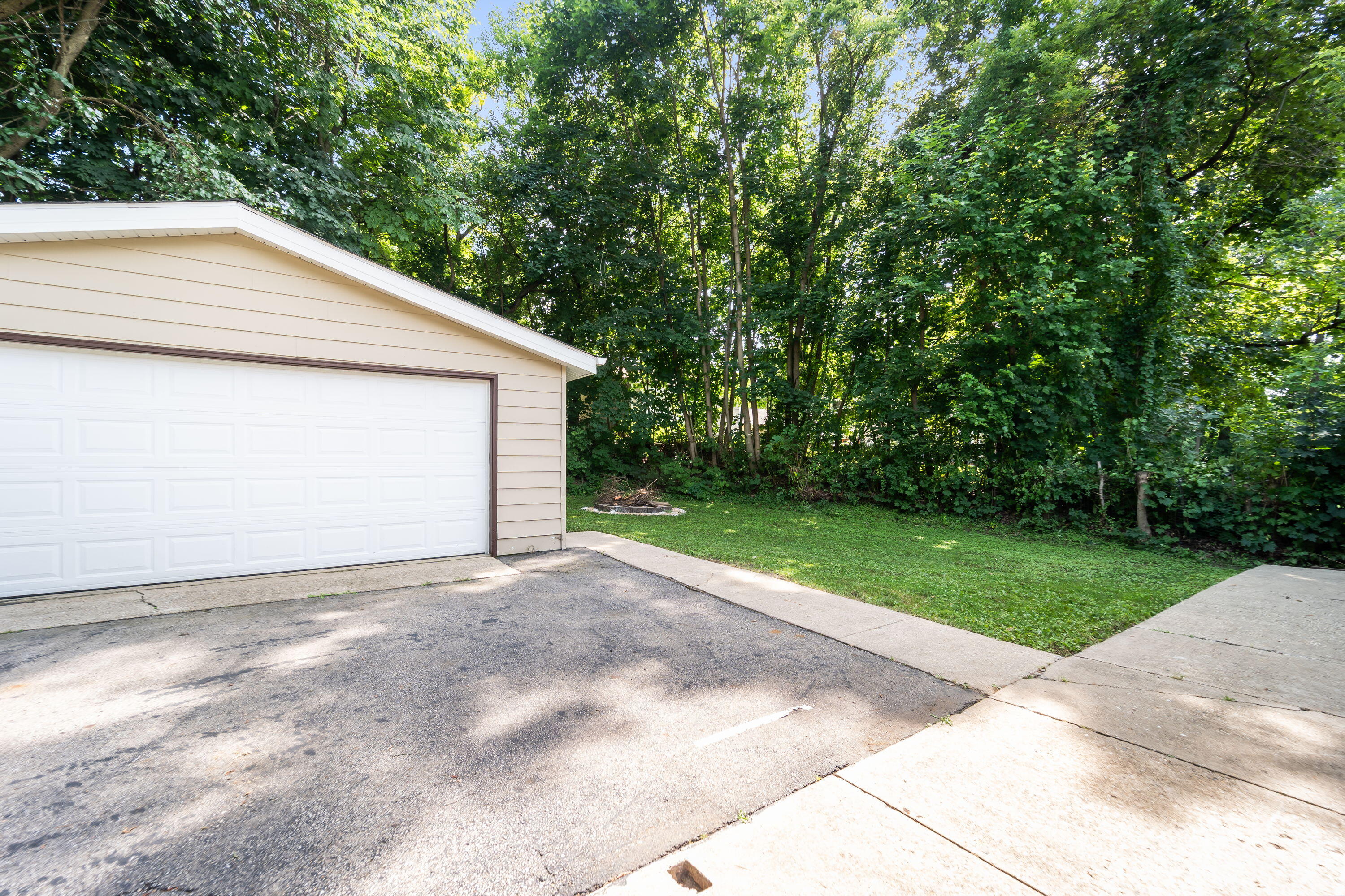 801 Vincent Road Twin Lakes, WI 53181 - Photo 21 of 27 26_DanielGarciaDSC03756