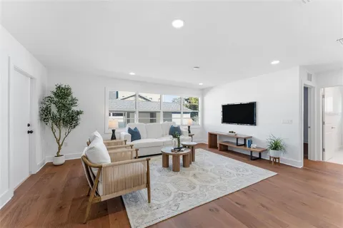 $575,000 | 3015 West North B Street, Tampa, FL 33609