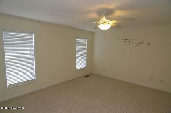 $1,050 | 3979 Sterling Pointe Drive, Unit MMM3, Winterville, NC 28590