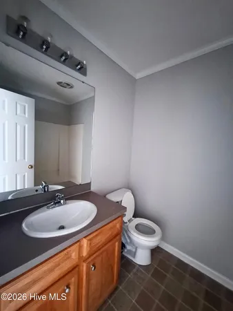 $1,050 | 3979 Sterling Pointe Drive, Unit MMM3, Winterville, NC 28590