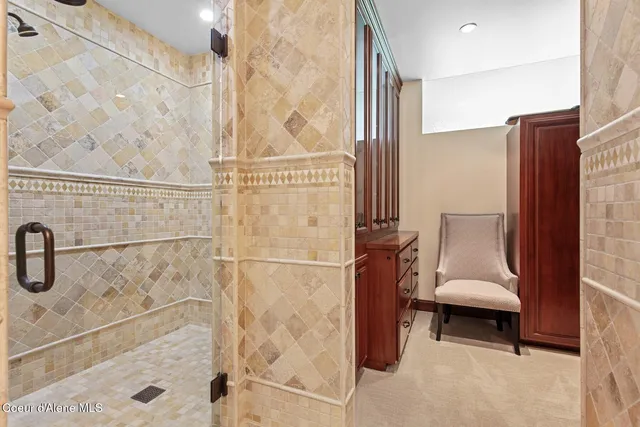 $5,750,000 | 2031 South Island Green Drive, Coeur D'Alene, ID 83814