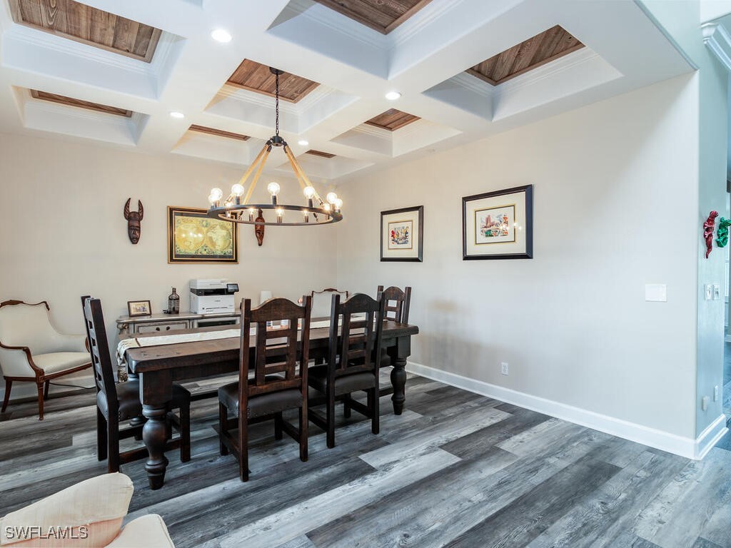 16410 Oakview Circle Alva, FL 33920 - Photo 6 of 39 a view of a dining room with furniture