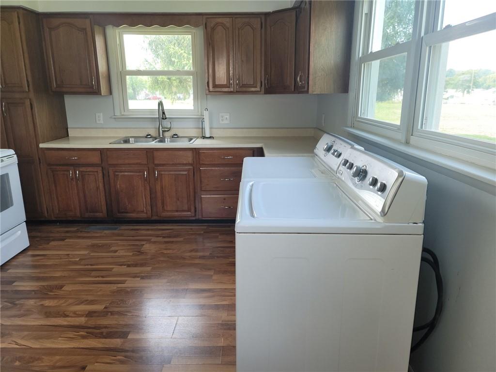 670 East Middle Street Rosedale, IN 47874 - Photo 8 of 31