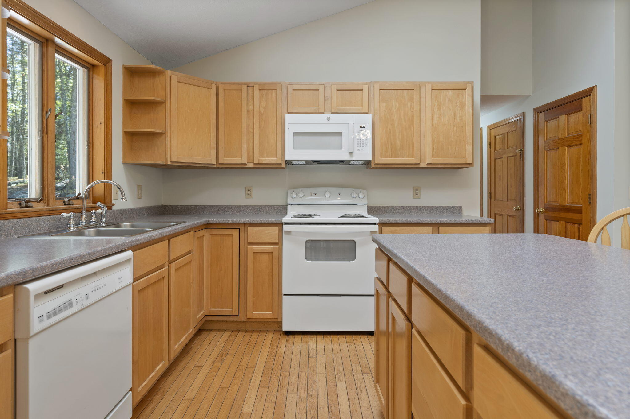 43 Wesley Road Biddeford, ME 04005 - Photo 10 of 35 24-web-or-mls-DSC04592