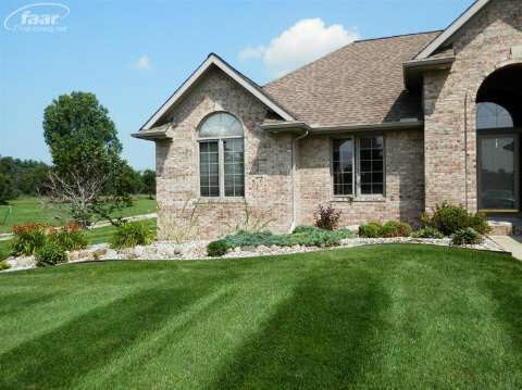 5401 East Carpenter Road Flint, MI 48506 - Photo 31 of 80 20416919-30.JPG