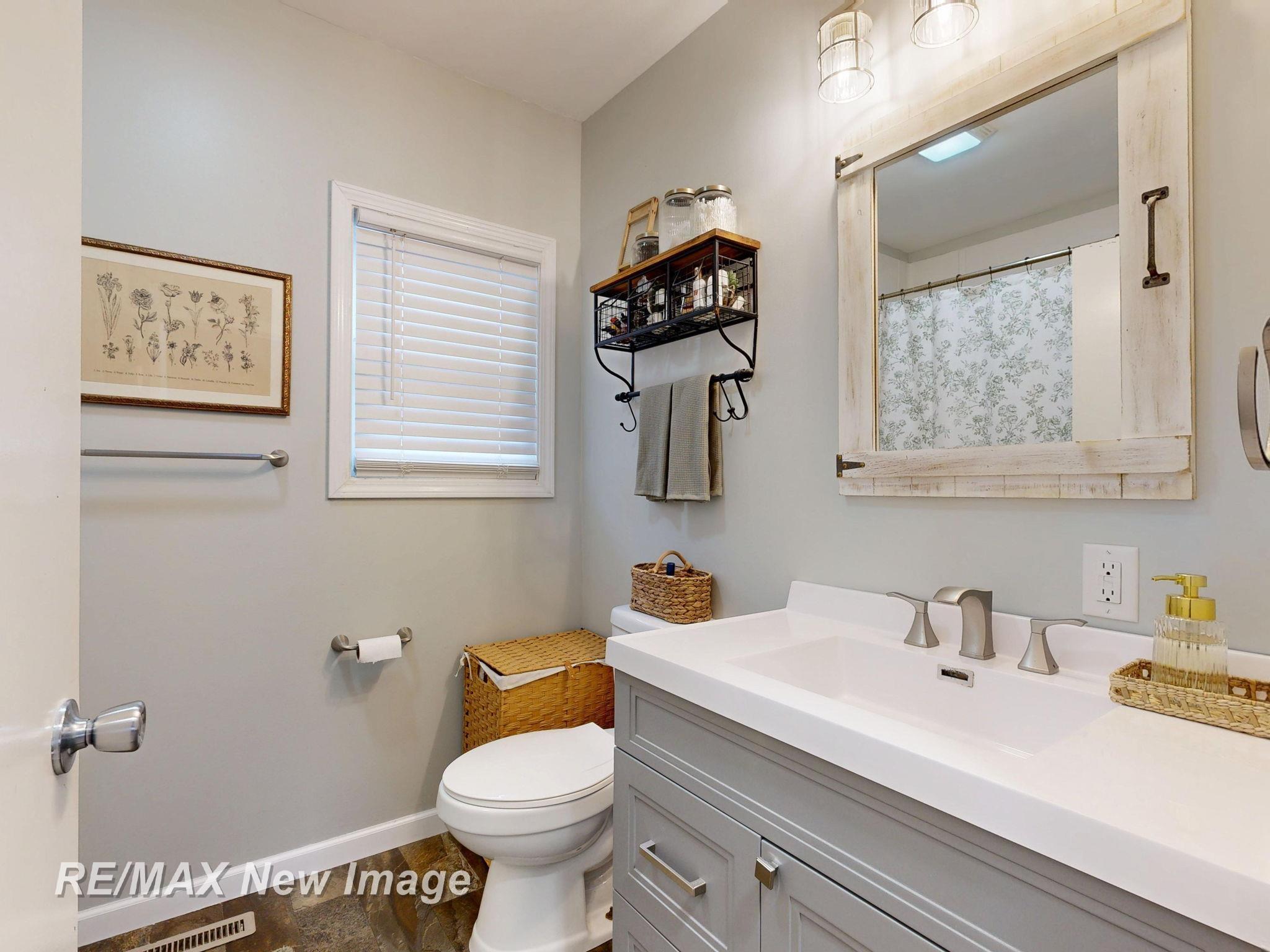 175 Fourth Street Freeland, MI 48623 - Photo 23 of 32 50174008-4191d15b-b49b-479d-a23c-80d7e7a40ffc.JPG