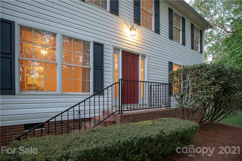 167 Shady Cove Road Troutman, NC 28166 - Photo 3 of 46 Gallery Image 3