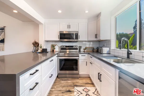 $6,600 | 28374 Rey De Copas Lane, Malibu, CA 90265