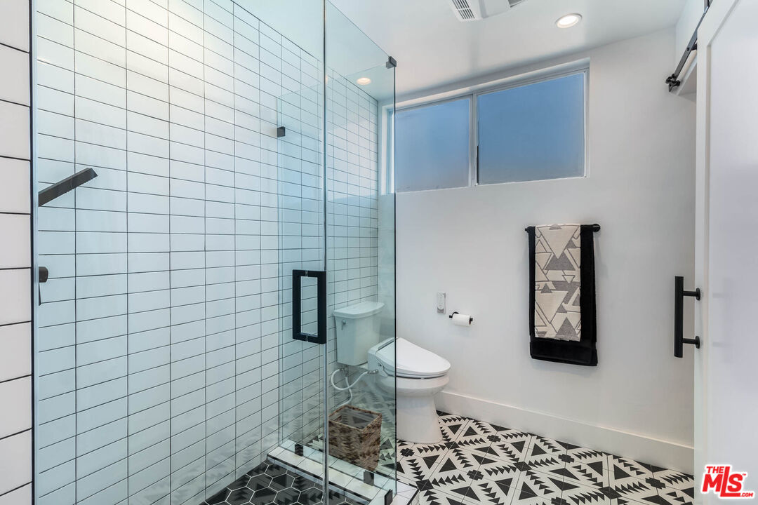 28374 Rey De Copas Lane Malibu, CA 90265 - Photo 15 of 40