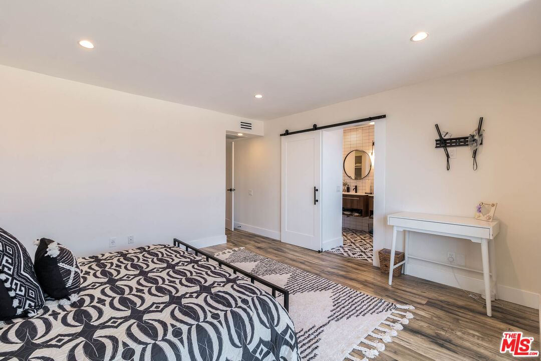 28374 Rey De Copas Lane Malibu, CA 90265 - Photo 17 of 40