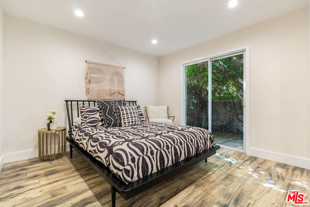 28374 Rey De Copas Lane Malibu, CA 90265 - Photo 23 of 40