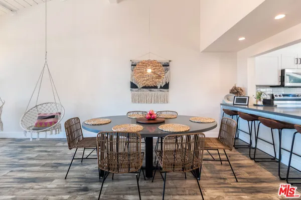 $6,600 | 28374 Rey De Copas Lane, Malibu, CA 90265