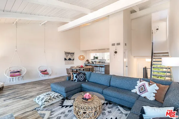 $6,600 | 28374 Rey De Copas Lane, Malibu, CA 90265