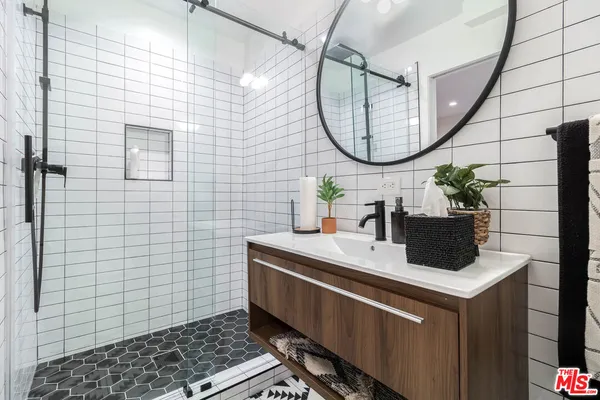 $6,600 | 28374 Rey De Copas Lane, Malibu, CA 90265