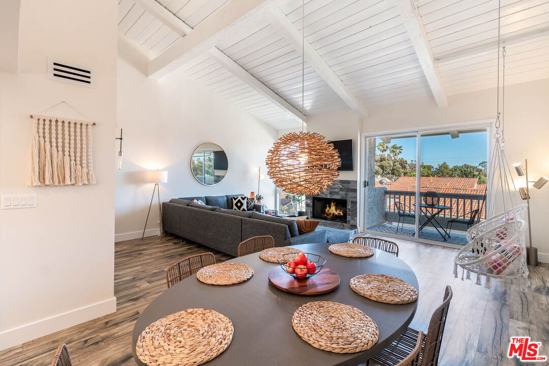 28374 Rey De Copas Lane Malibu, CA 90265 - Photo 32 of 40