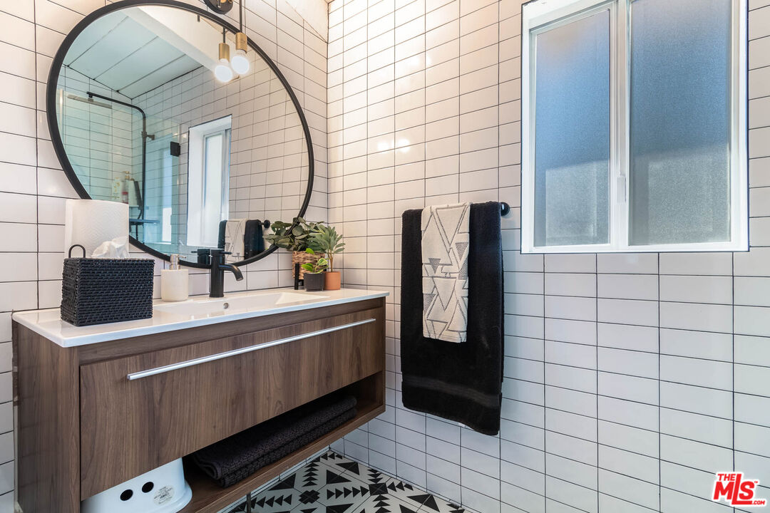 28374 Rey De Copas Lane Malibu, CA 90265 - Photo 35 of 40