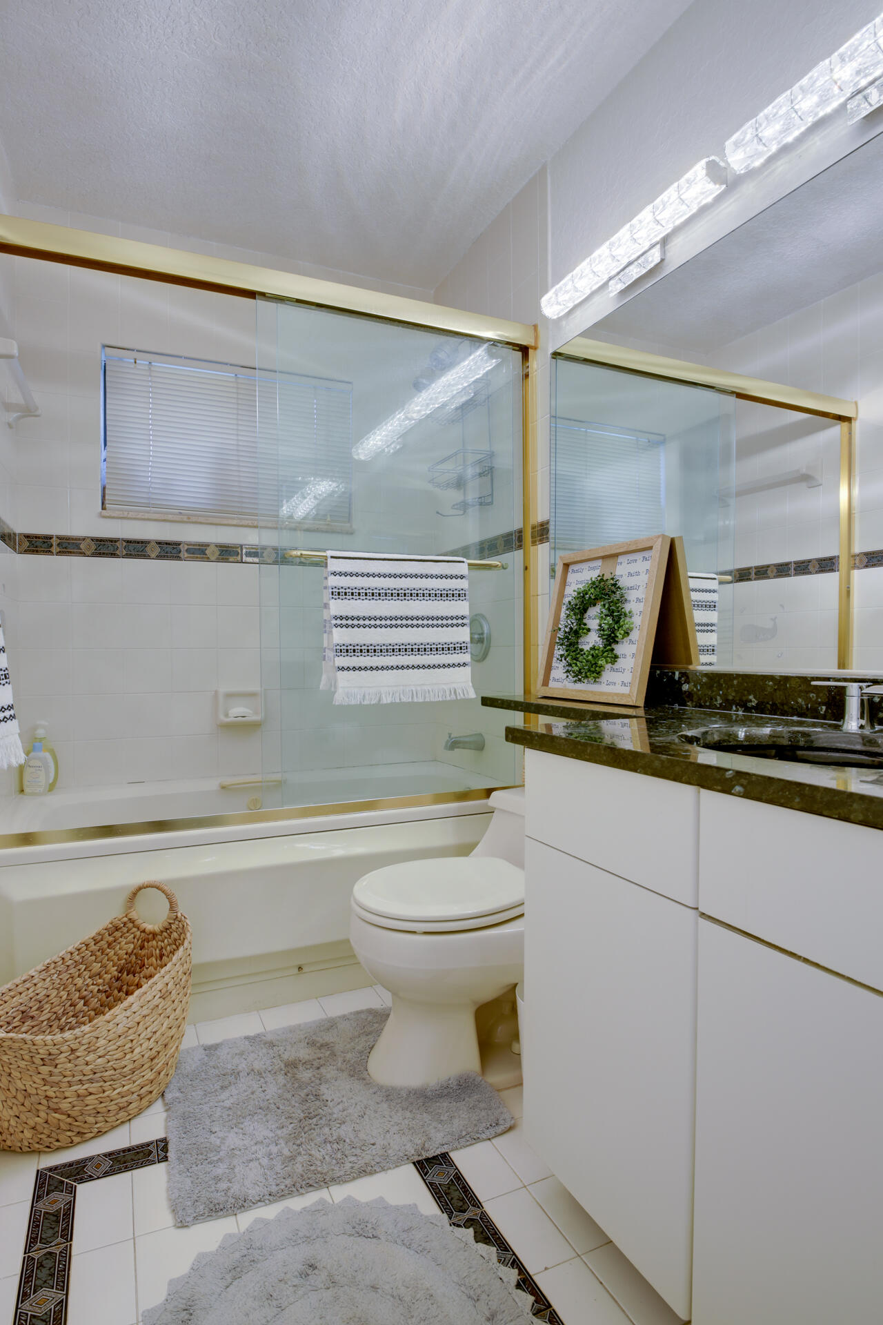 2414 Northwest 30th Road Boca Raton, FL 33431 - Photo 27 of 64 2414 NW 30th Rd (29)