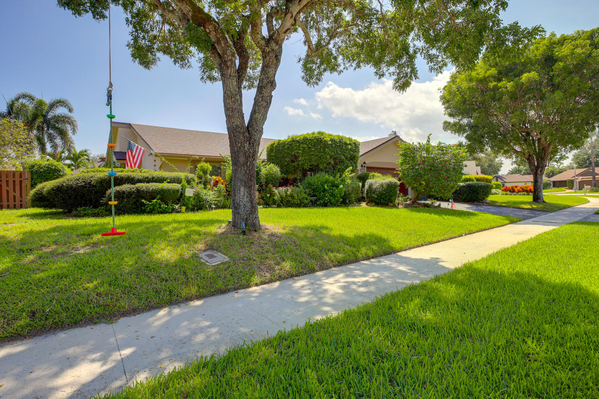 2414 Northwest 30th Road Boca Raton, FL 33431 - Photo 3 of 64 2414 NW 30th Rd (3)