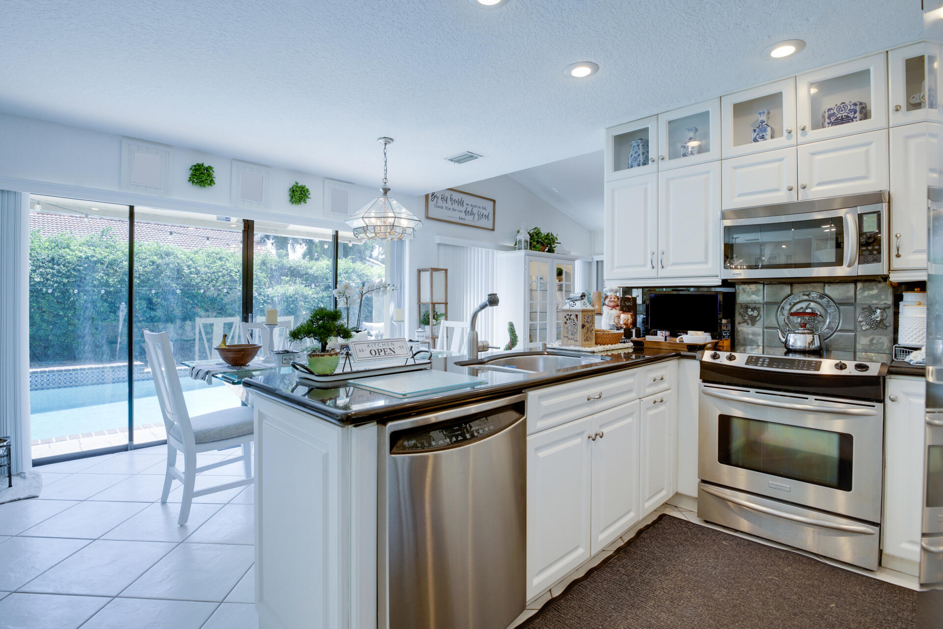 2414 Northwest 30th Road Boca Raton, FL 33431 - Photo 51 of 64 2414 NW 30th Rd (14)