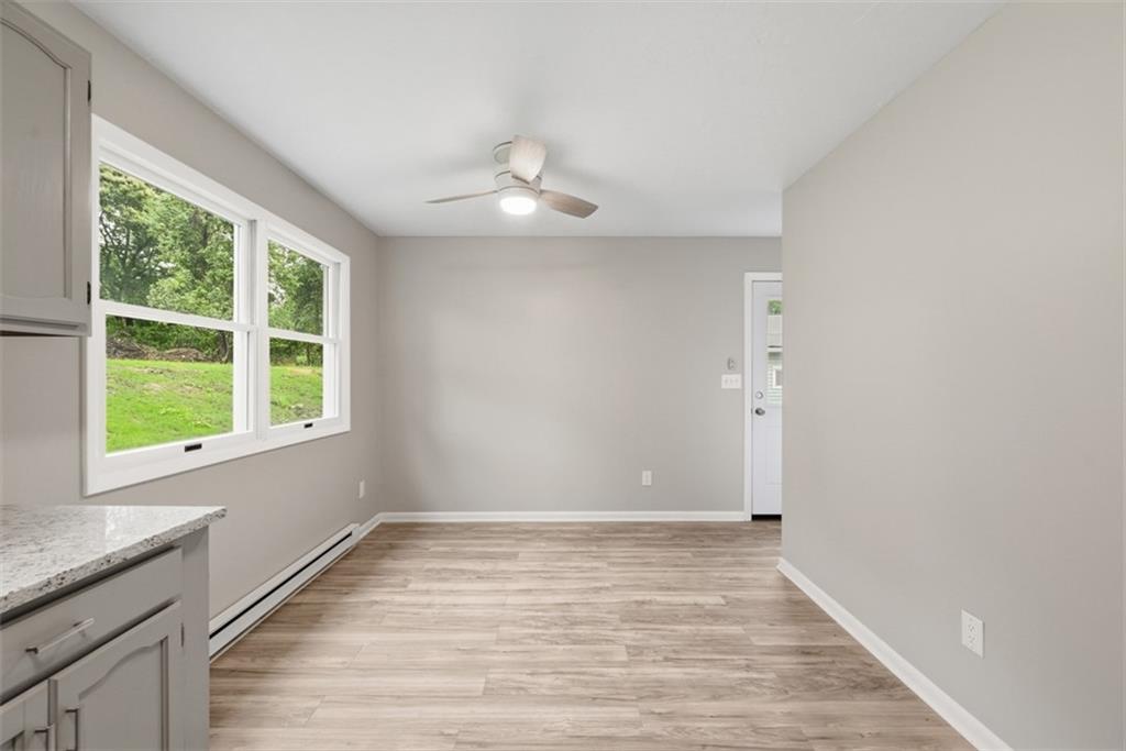 121 Kyle Road Valencia, PA 16059 - Photo 9 of 36