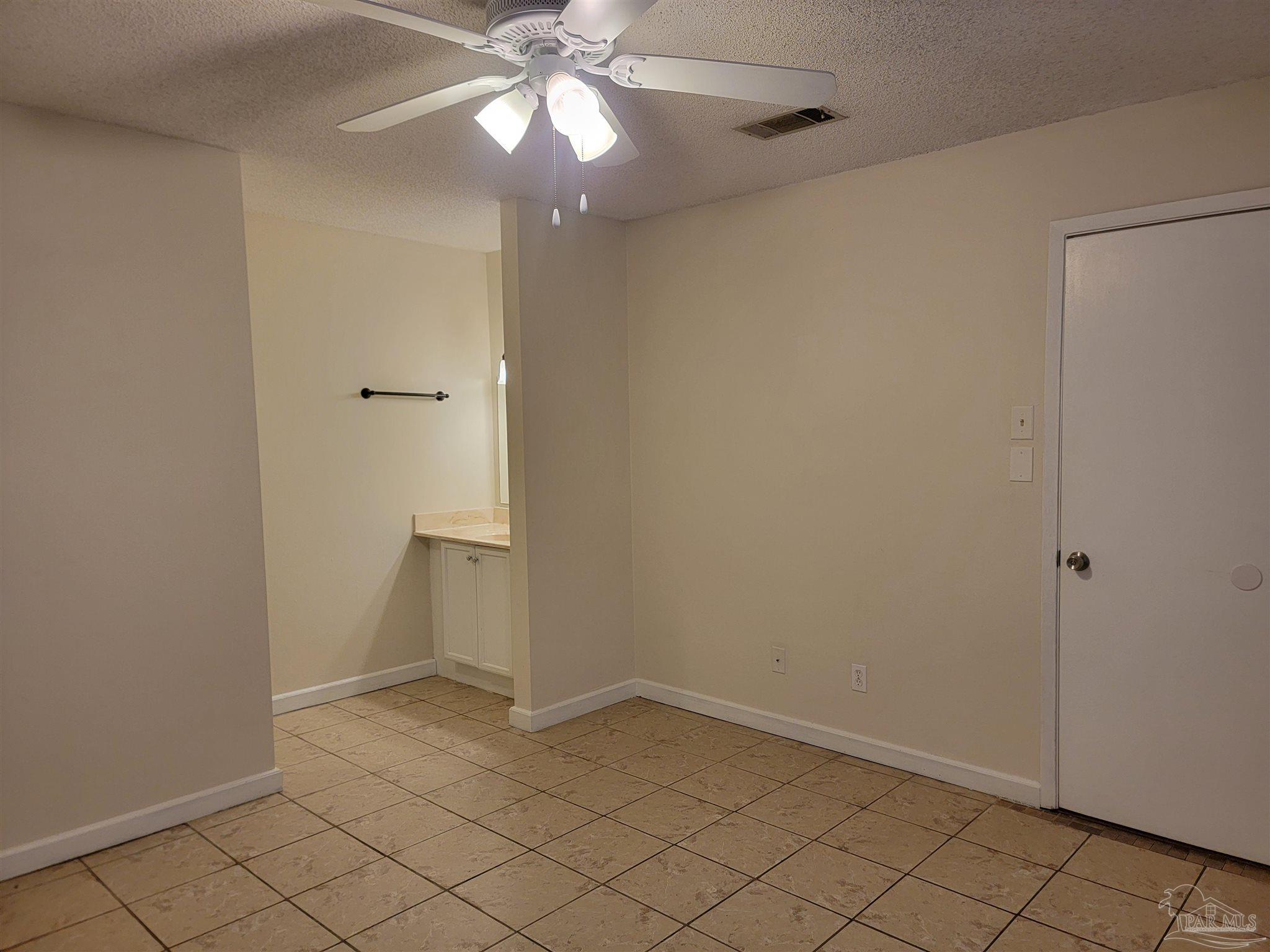 7150 Plantation Road, Unit 311 Pensacola, FL 32504 - Photo 7 of 11