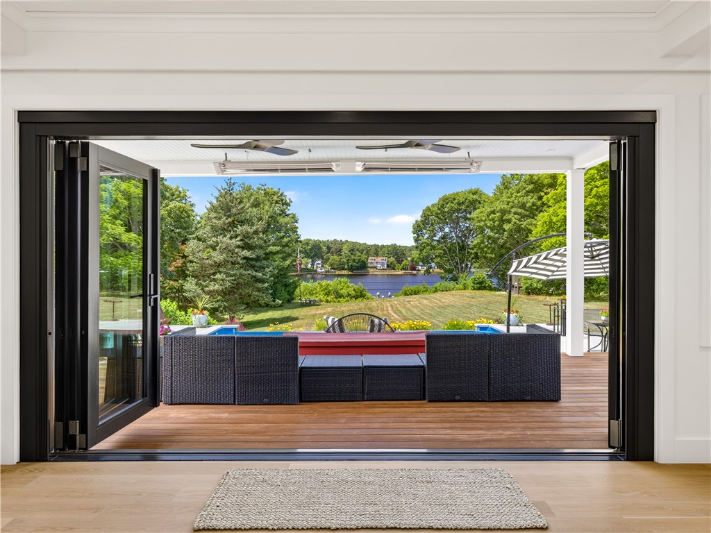 34 Lanphere Road Westerly, RI 02891 - Photo 12 of 39